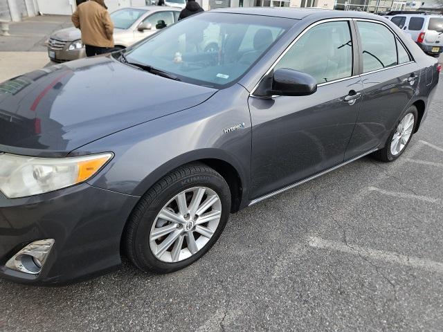 used 2012 Toyota Camry Hybrid car, priced at $14,500