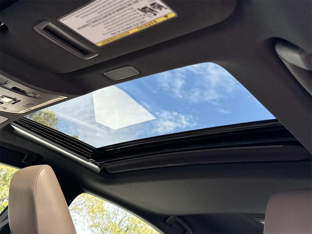 used 2024 Lexus ES 350 car, priced at $35,500