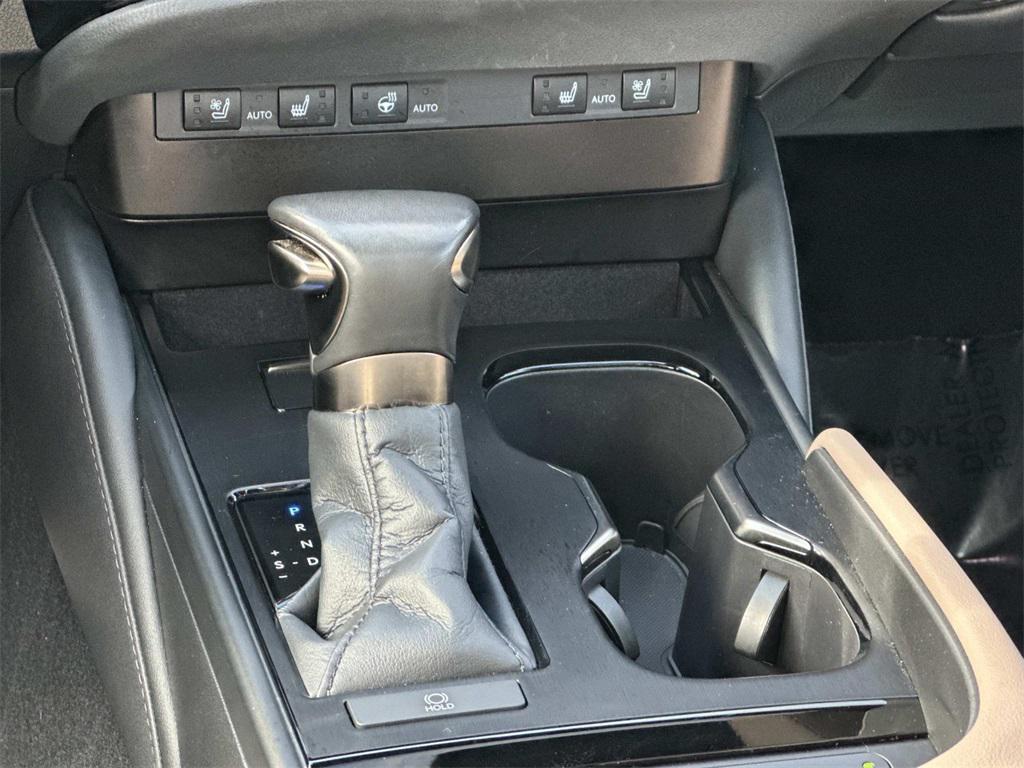 used 2024 Lexus ES 350 car, priced at $35,500