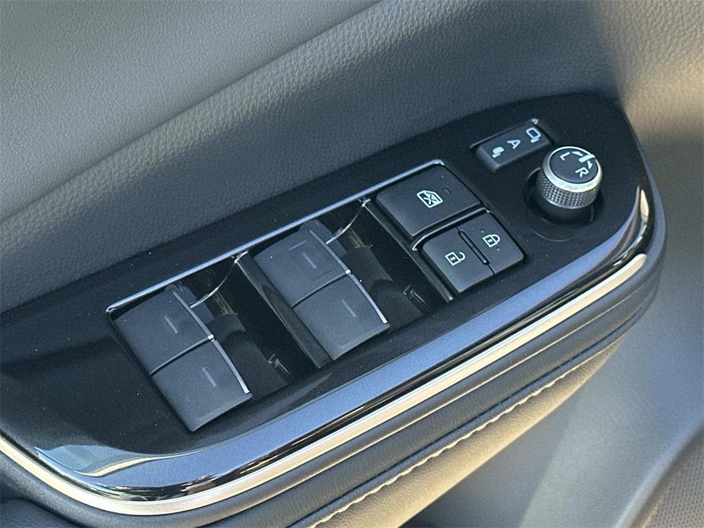 new 2025 Toyota Crown Signia car, priced at $46,370