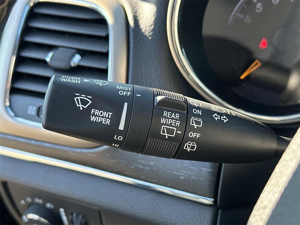 used 2016 Jeep Grand Cherokee car, priced at $16,000