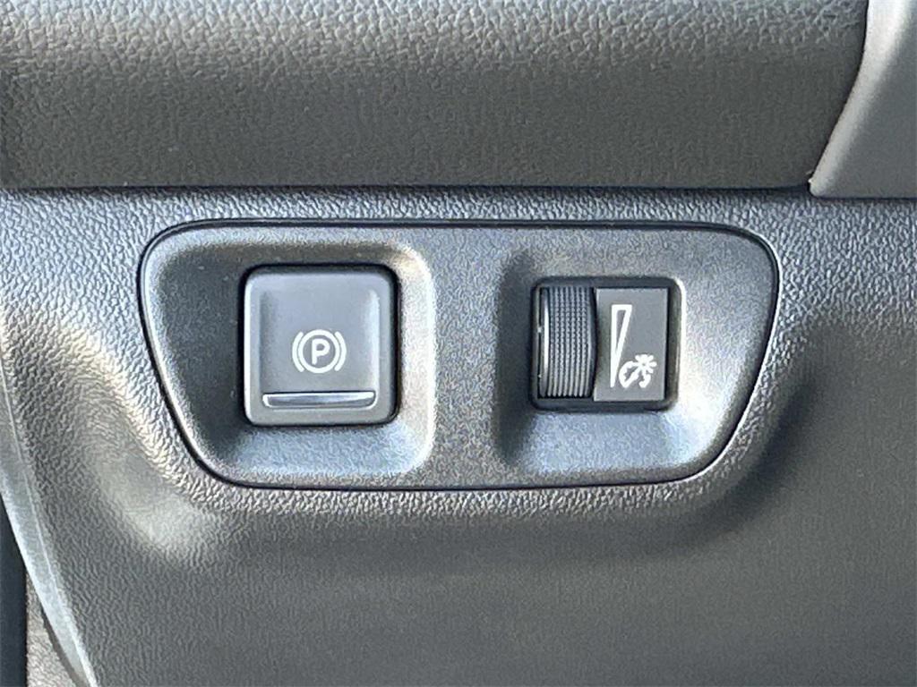 used 2023 GMC Acadia car, priced at $34,000