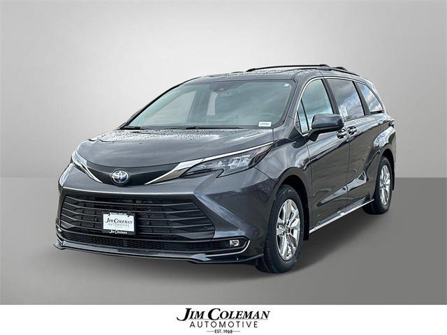 new 2025 Toyota Sienna car, priced at $50,329