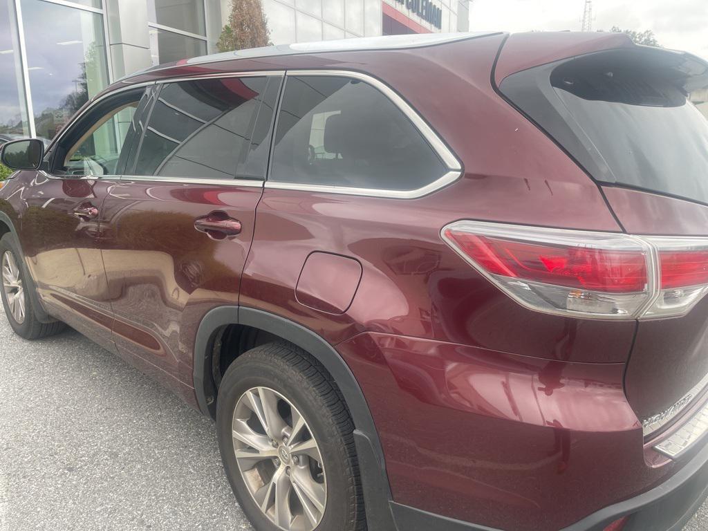 used 2015 Toyota Highlander car, priced at $23,000