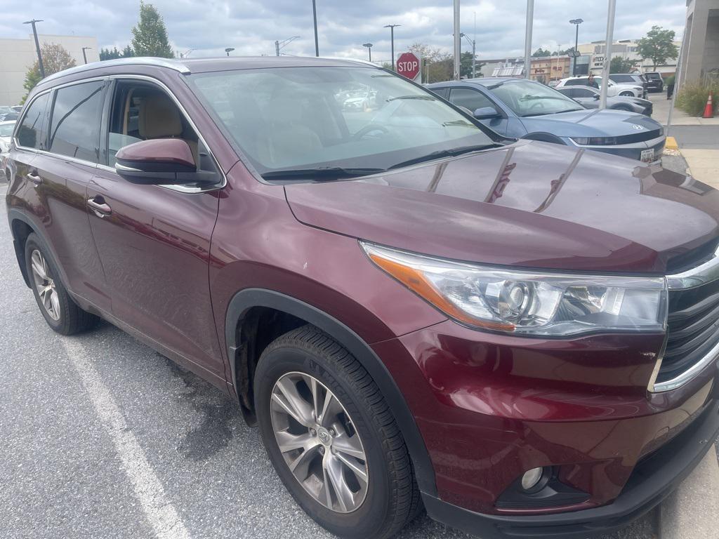used 2015 Toyota Highlander car, priced at $23,000