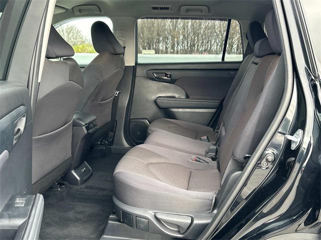 used 2021 Toyota Highlander car, priced at $30,750