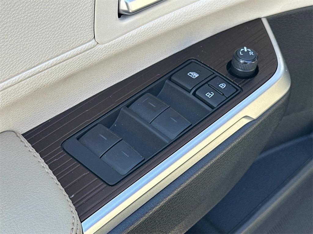 used 2024 Toyota Sienna car, priced at $43,000