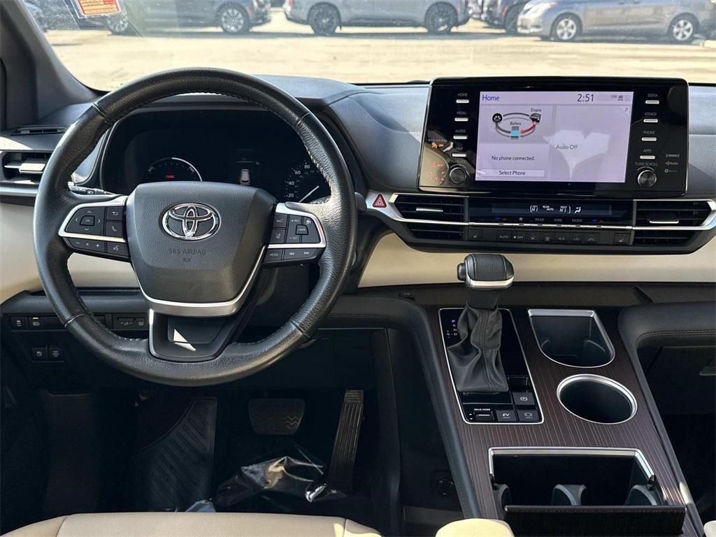 used 2024 Toyota Sienna car, priced at $43,000