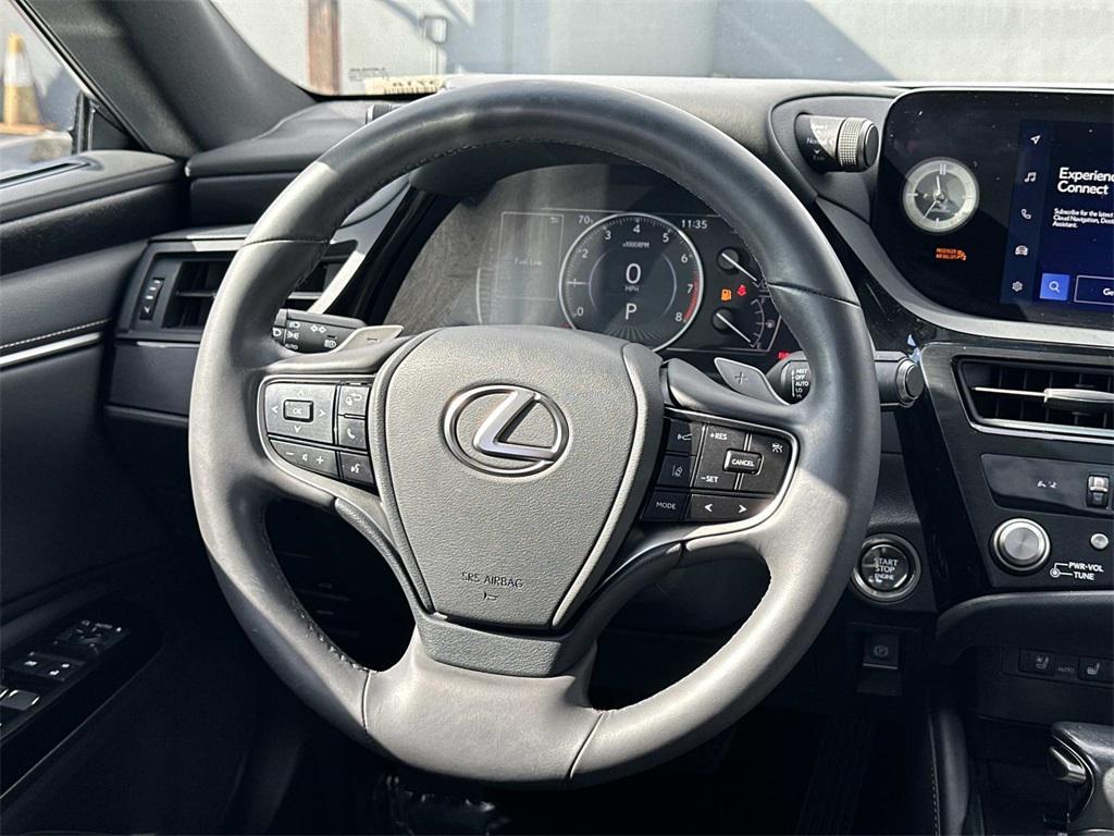 used 2023 Lexus ES 350 car, priced at $40,500
