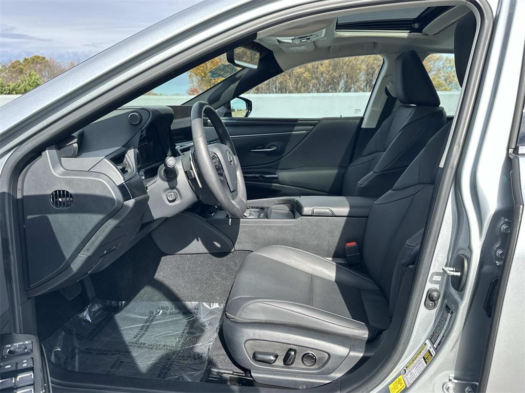 used 2023 Lexus ES 350 car, priced at $40,500