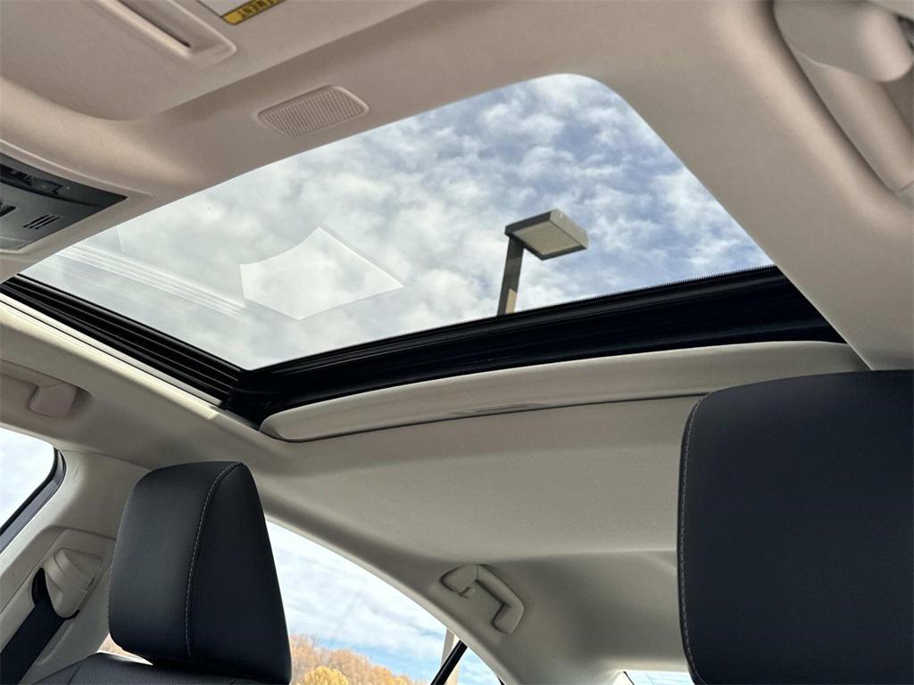 used 2023 Lexus ES 350 car, priced at $40,500