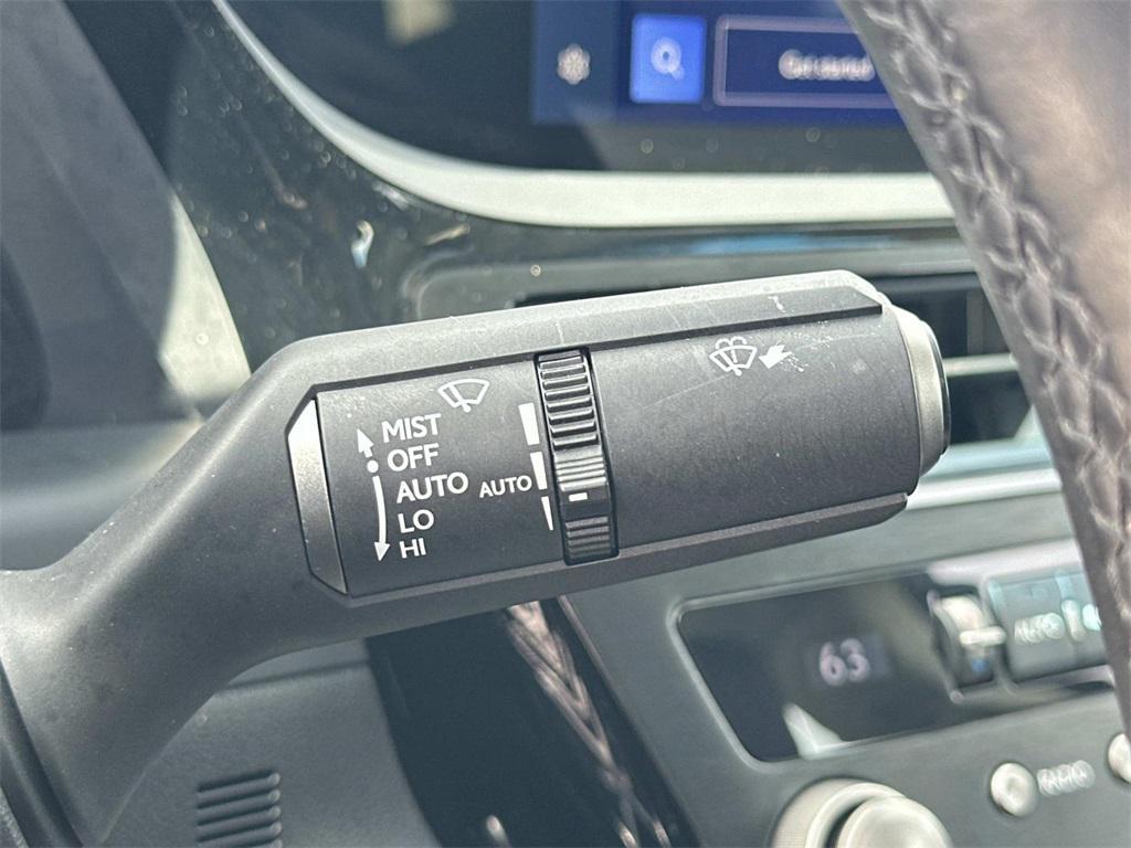 used 2023 Lexus ES 350 car, priced at $40,500