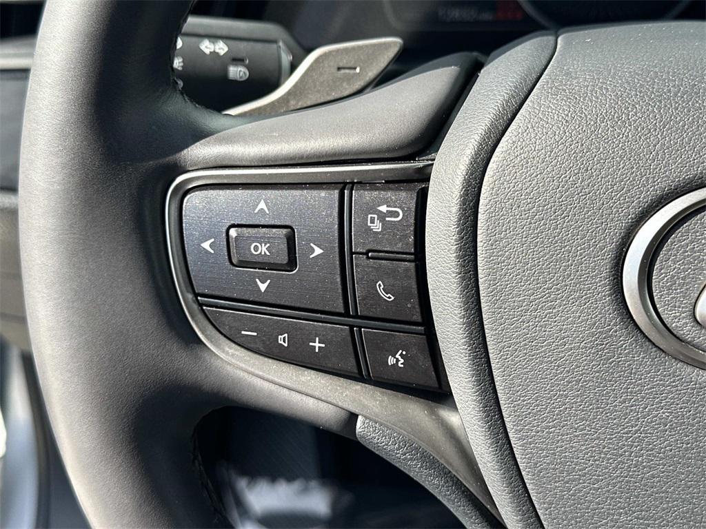 used 2023 Lexus ES 350 car, priced at $40,500