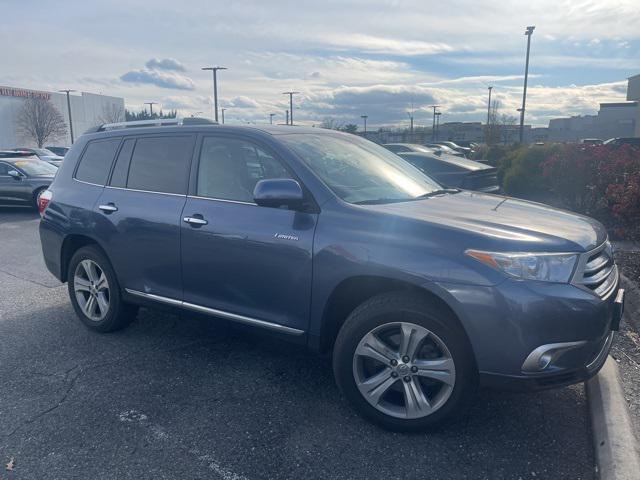 used 2013 Toyota Highlander car, priced at $17,800