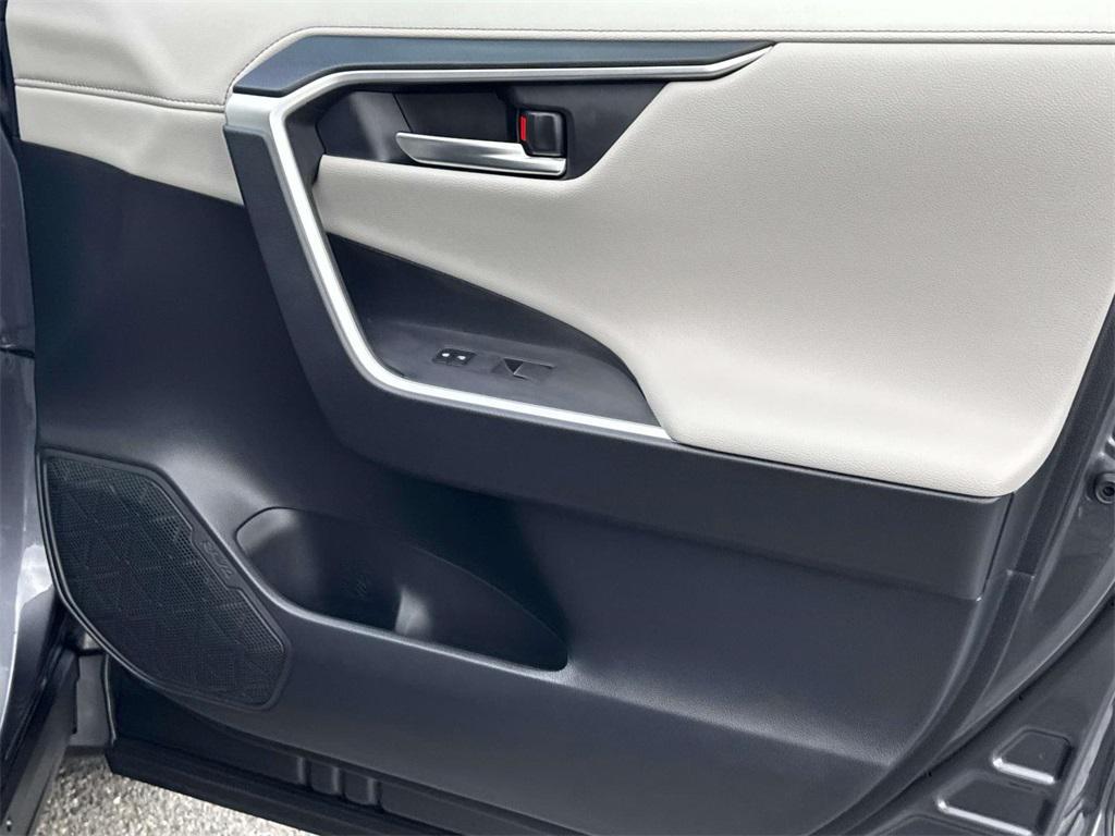 used 2019 Toyota RAV4 car, priced at $32,500