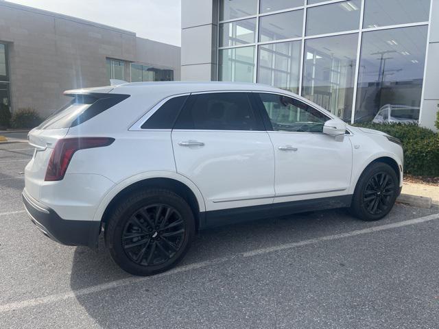 used 2022 Cadillac XT5 car, priced at $36,500