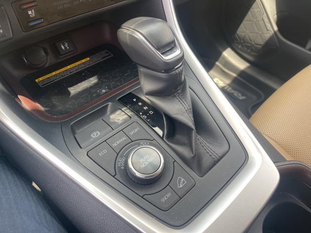 used 2019 Toyota RAV4 car, priced at $30,500