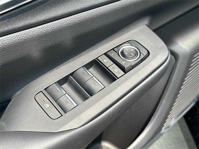 new 2025 Toyota Prius car, priced at $37,414
