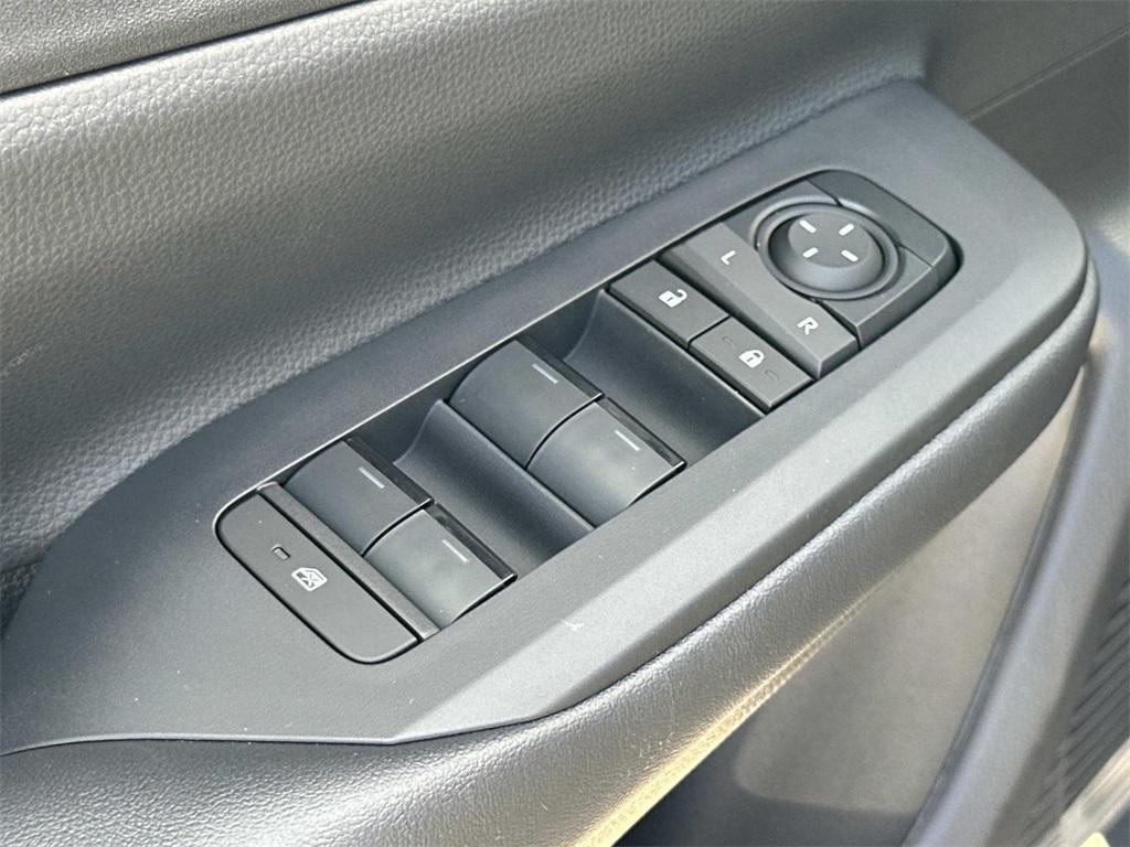 new 2026 Toyota Prius Plug-In Hybrid car, priced at $35,324