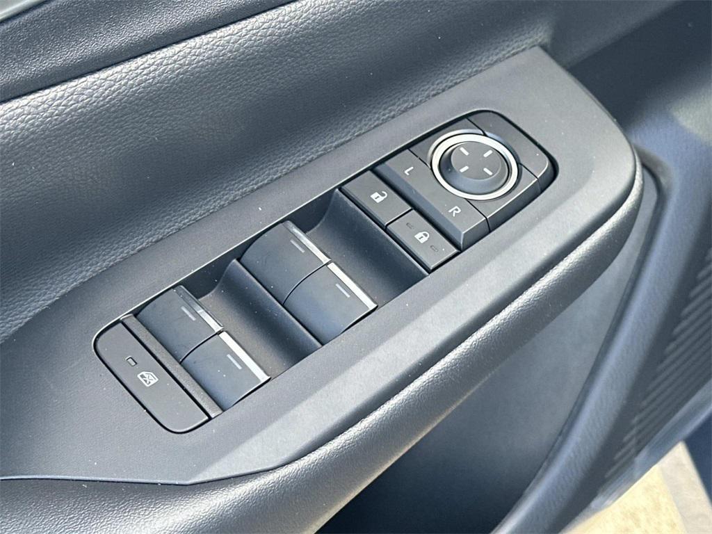 new 2026 Toyota Prius Plug-In Hybrid car, priced at $44,229