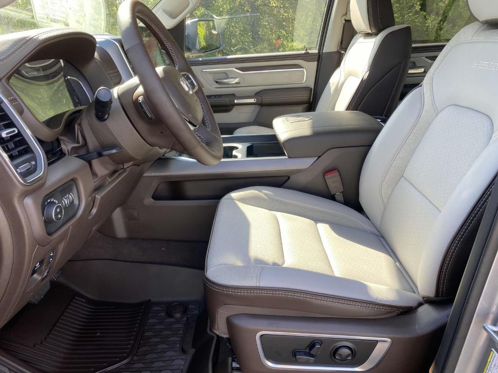 new 2025 Ram 1500 car, priced at $60,776