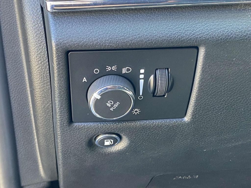 used 2022 Jeep Grand Cherokee WK car, priced at $25,788