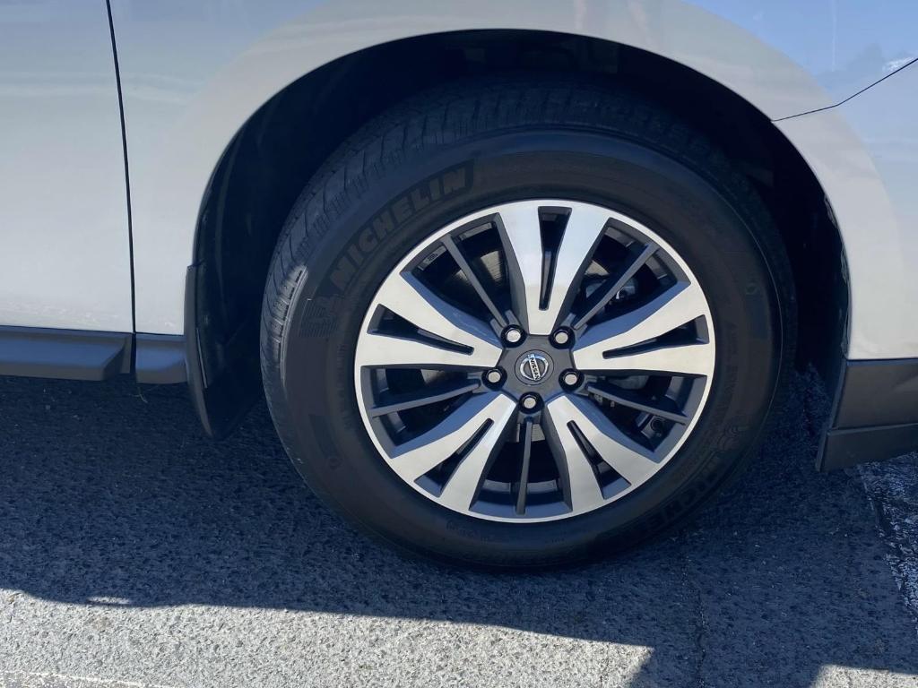 used 2019 Nissan Pathfinder car