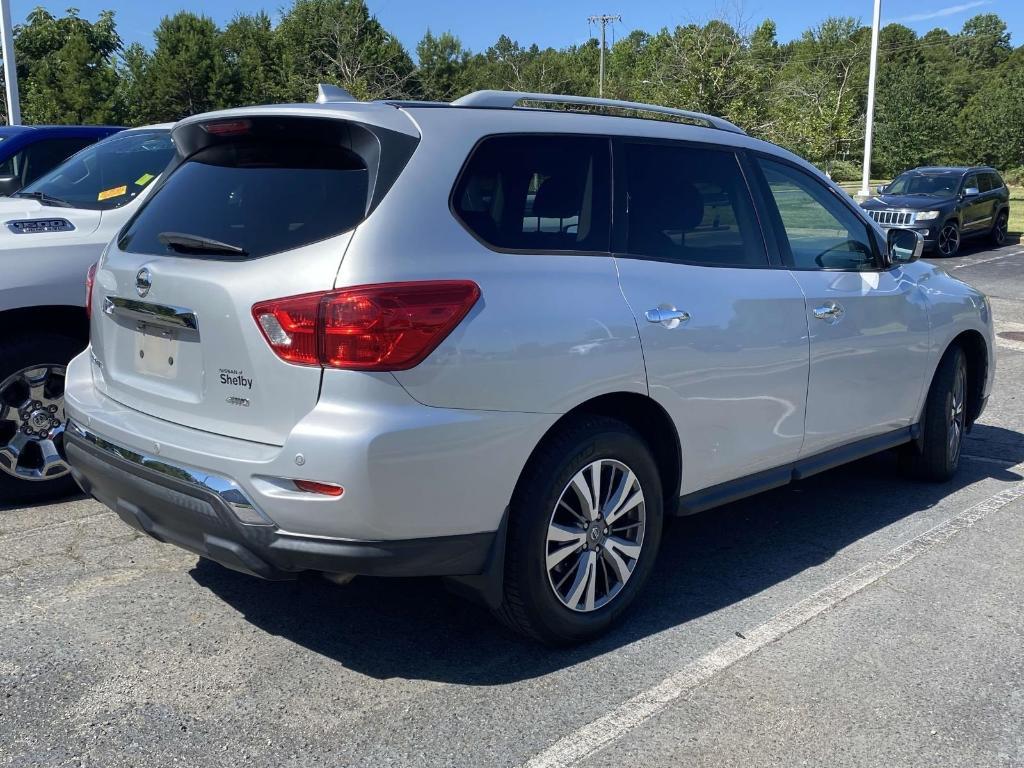 used 2019 Nissan Pathfinder car