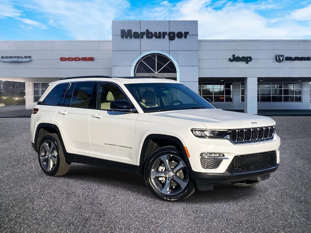new 2025 Jeep Grand Cherokee car, priced at $49,412