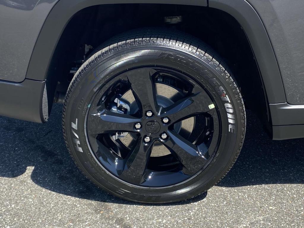 new 2025 Jeep Grand Cherokee L car, priced at $46,462
