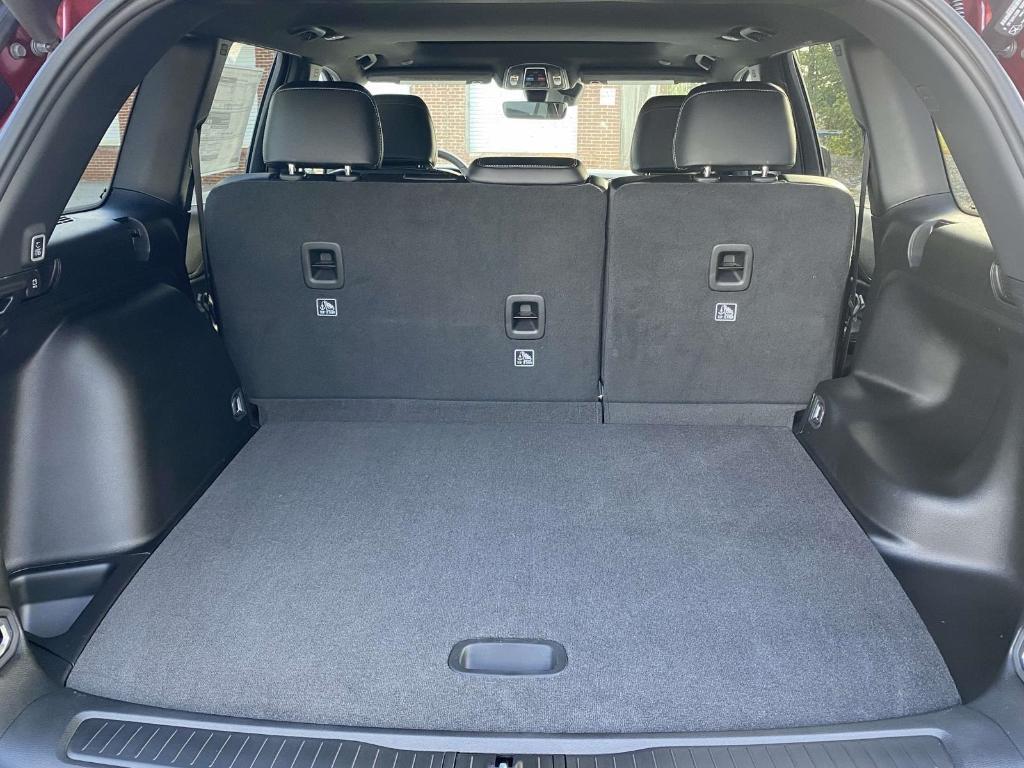 new 2025 Jeep Grand Cherokee car, priced at $45,956