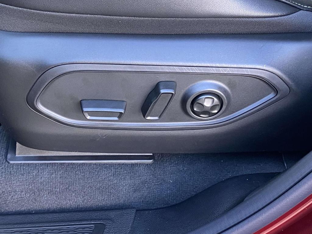 new 2025 Jeep Grand Cherokee car, priced at $45,956