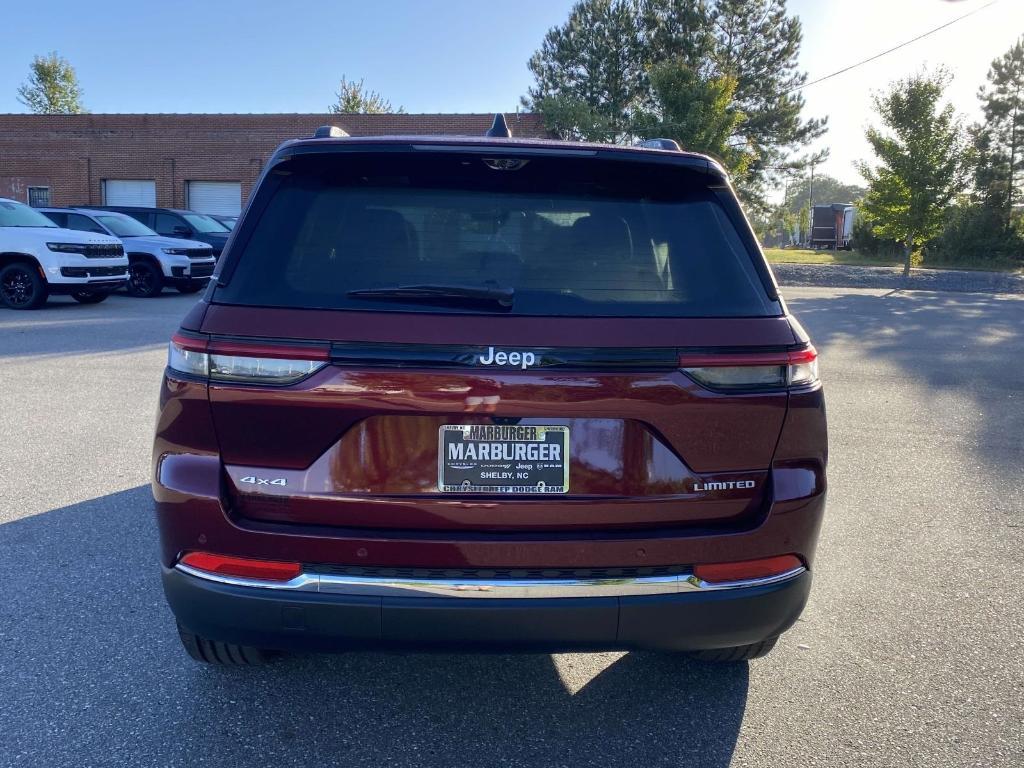new 2025 Jeep Grand Cherokee car, priced at $49,977