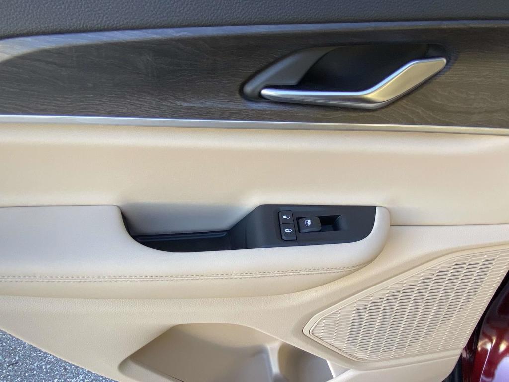 new 2025 Jeep Grand Cherokee car, priced at $49,977