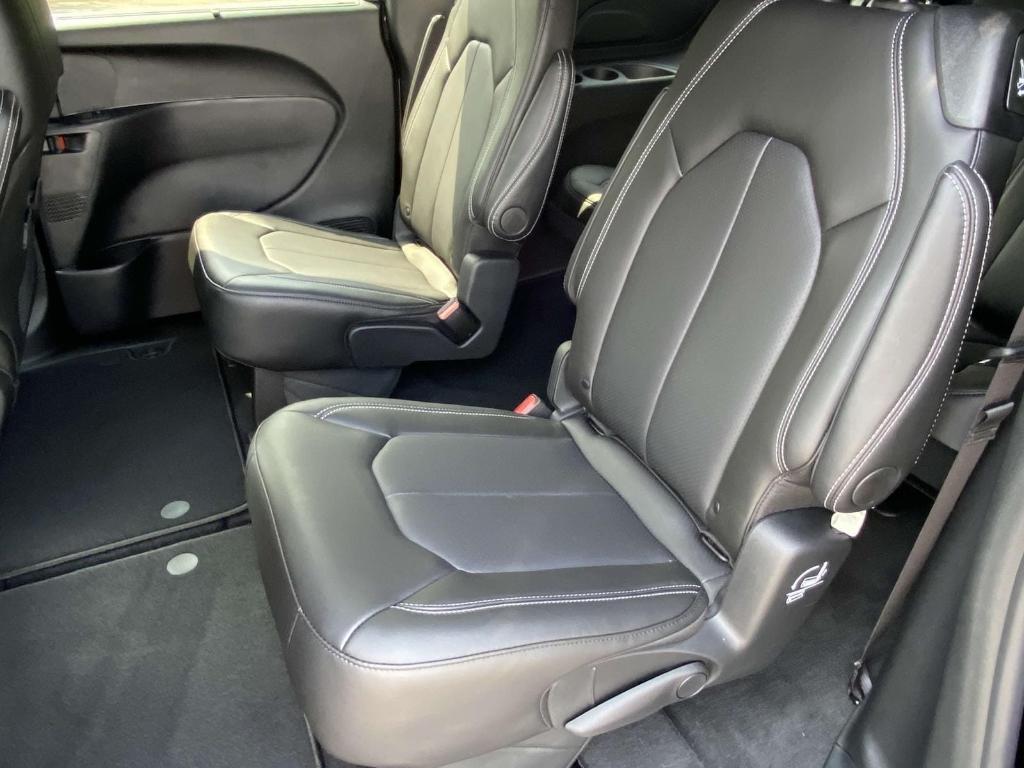 new 2025 Chrysler Voyager car, priced at $40,113