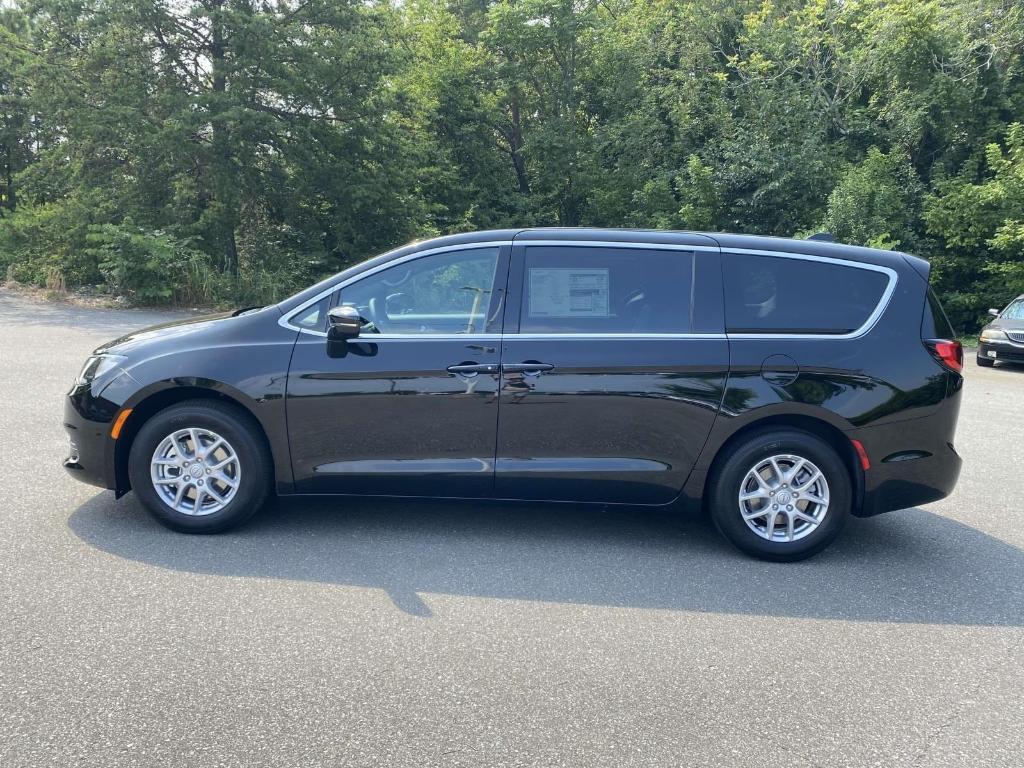 new 2025 Chrysler Voyager car, priced at $40,113