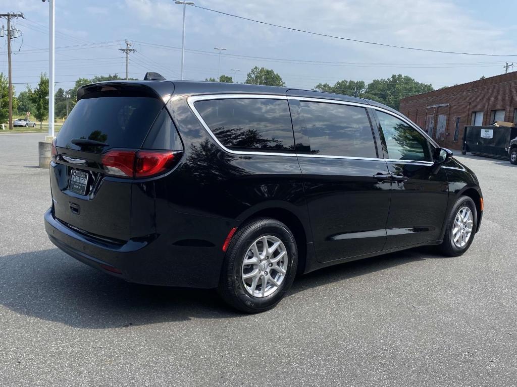 new 2025 Chrysler Voyager car, priced at $40,113