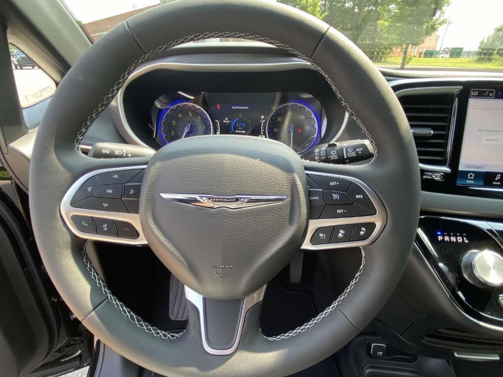 new 2025 Chrysler Voyager car, priced at $40,113