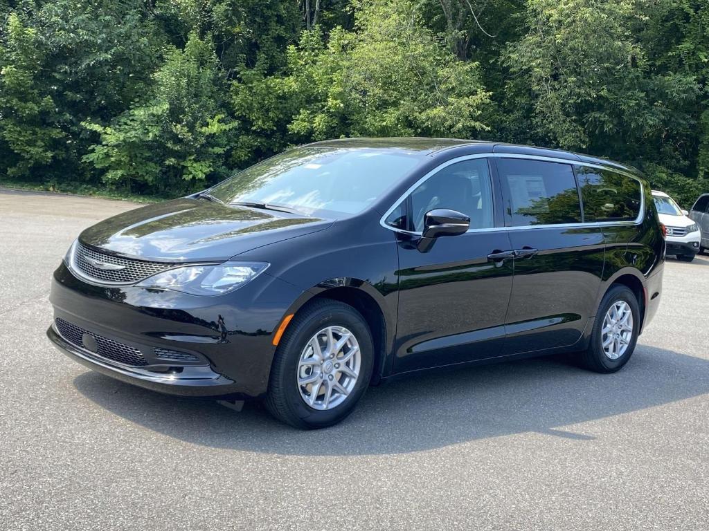 new 2025 Chrysler Voyager car, priced at $40,113
