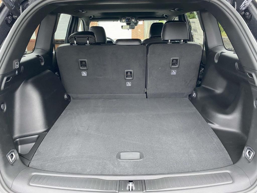 new 2025 Jeep Grand Cherokee car, priced at $44,652