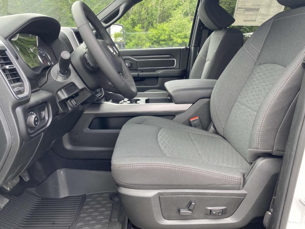new 2025 Ram 2500 car, priced at $73,320