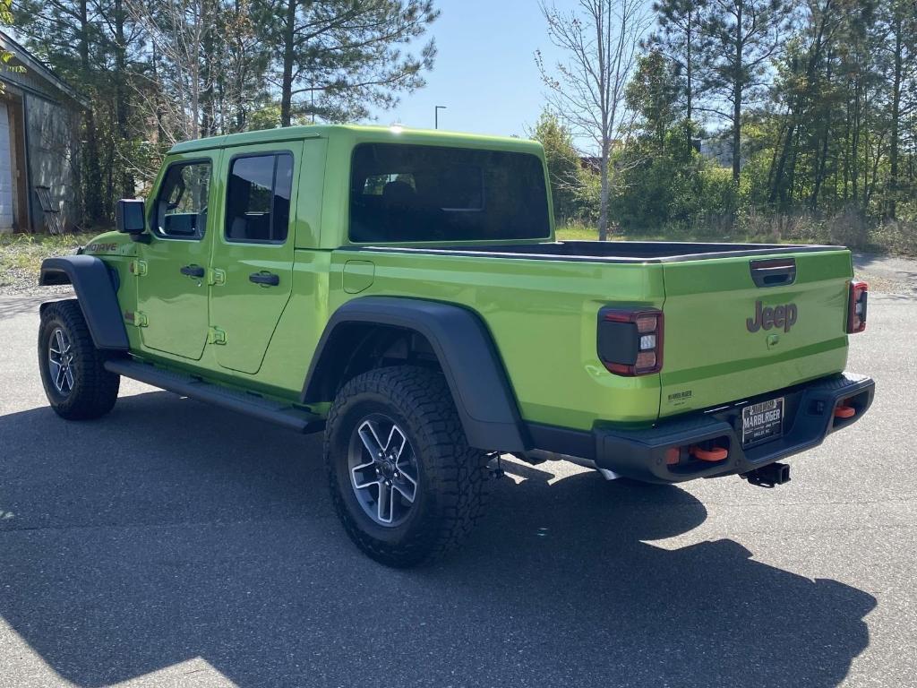 new 2025 Jeep Gladiator car, priced at $52,941