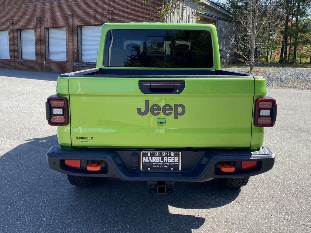 new 2025 Jeep Gladiator car, priced at $60,050