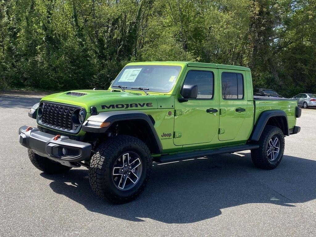 new 2025 Jeep Gladiator car, priced at $60,050