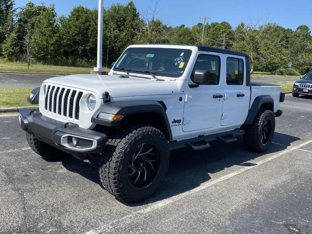 used 2023 Jeep Gladiator car, priced at $34,999