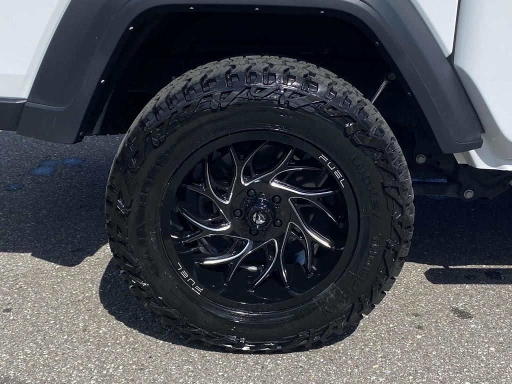 used 2023 Jeep Gladiator car, priced at $34,999