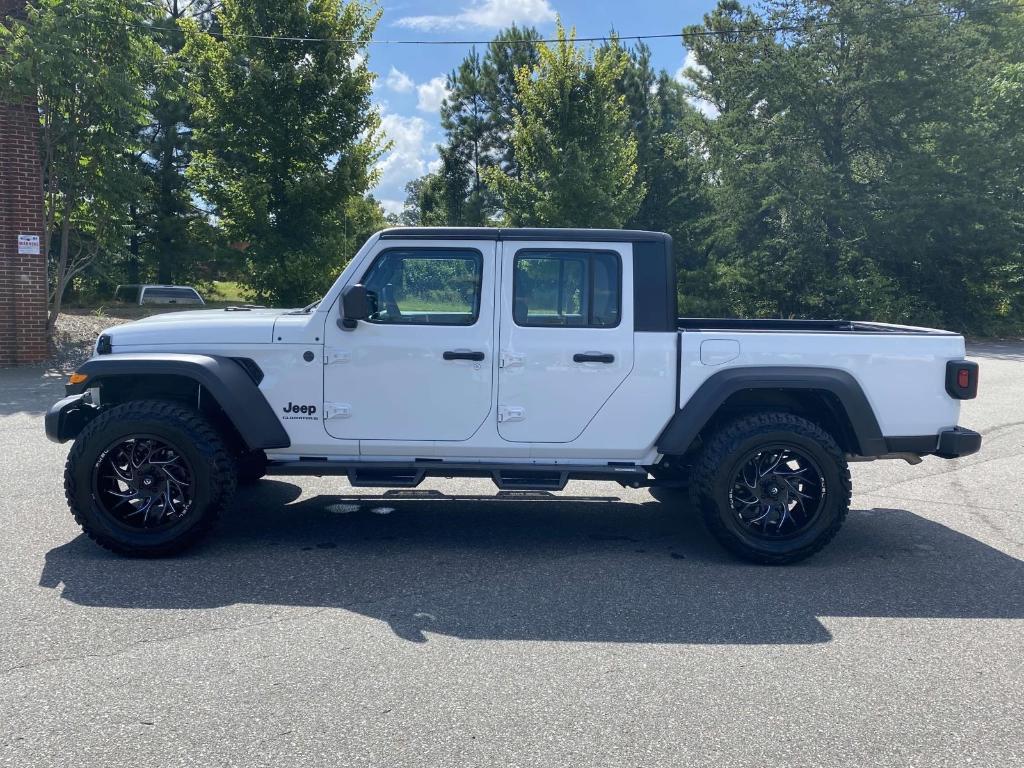 used 2023 Jeep Gladiator car, priced at $34,999