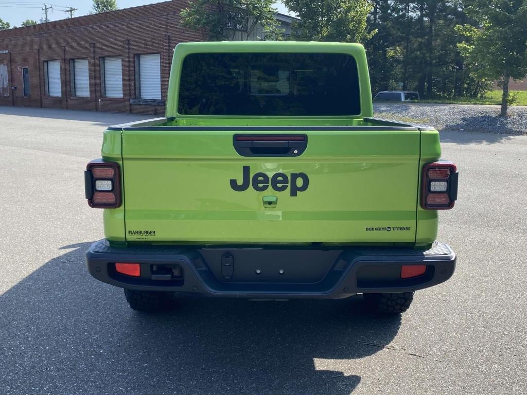 new 2025 Jeep Gladiator car, priced at $47,317