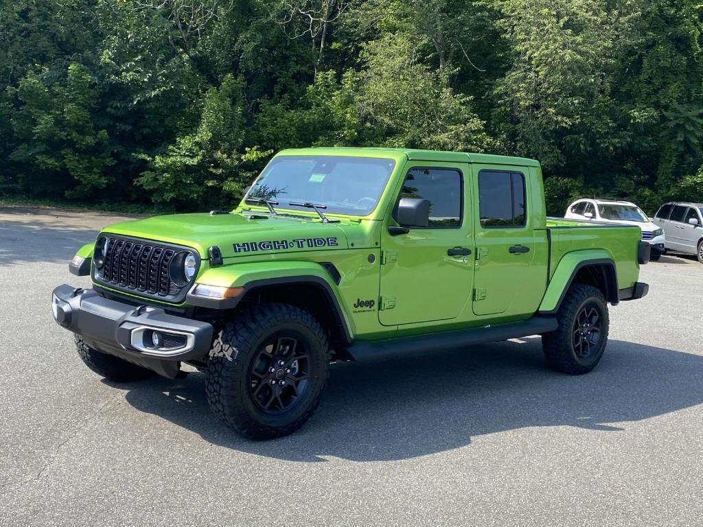new 2025 Jeep Gladiator car, priced at $47,317