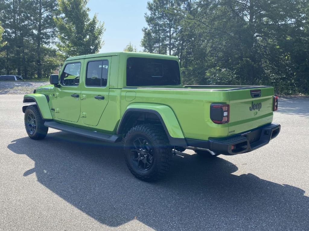 new 2025 Jeep Gladiator car, priced at $47,317